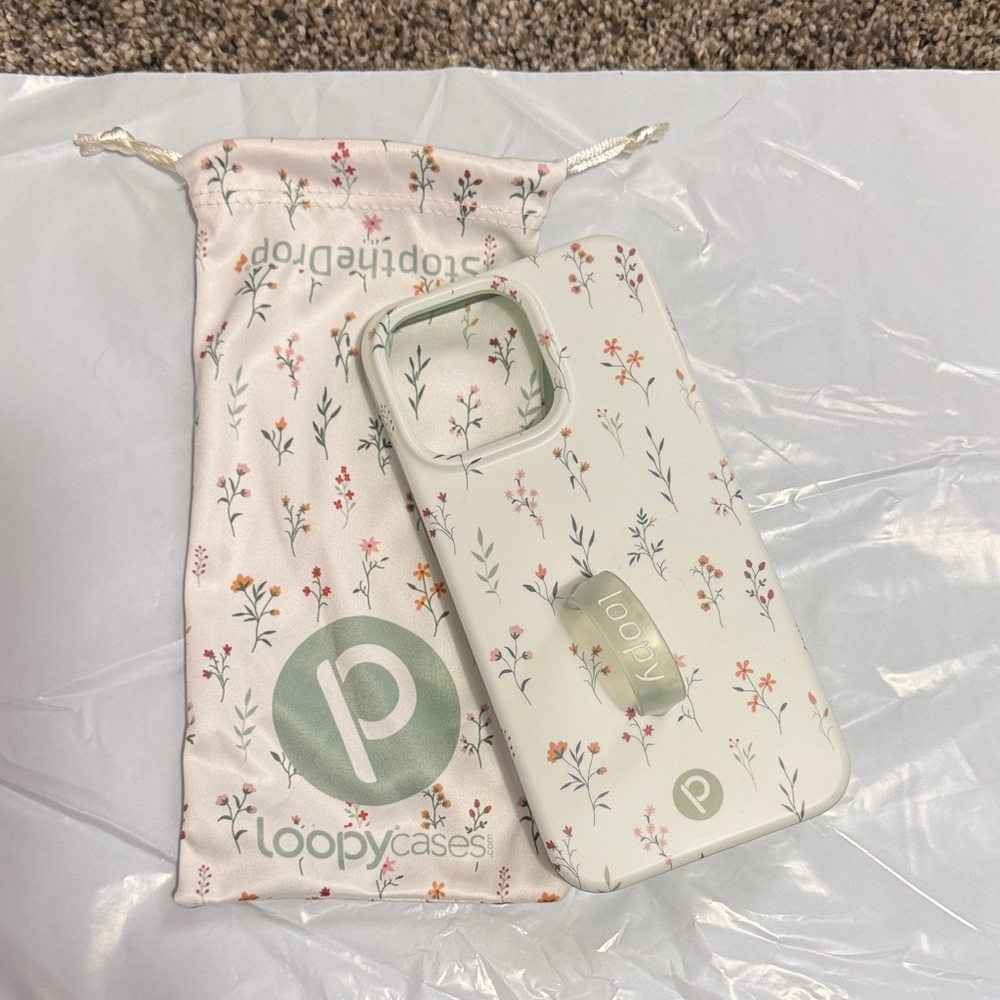 Loopy Case Cream Floral Phone Cover IPhone 14 Pro Max